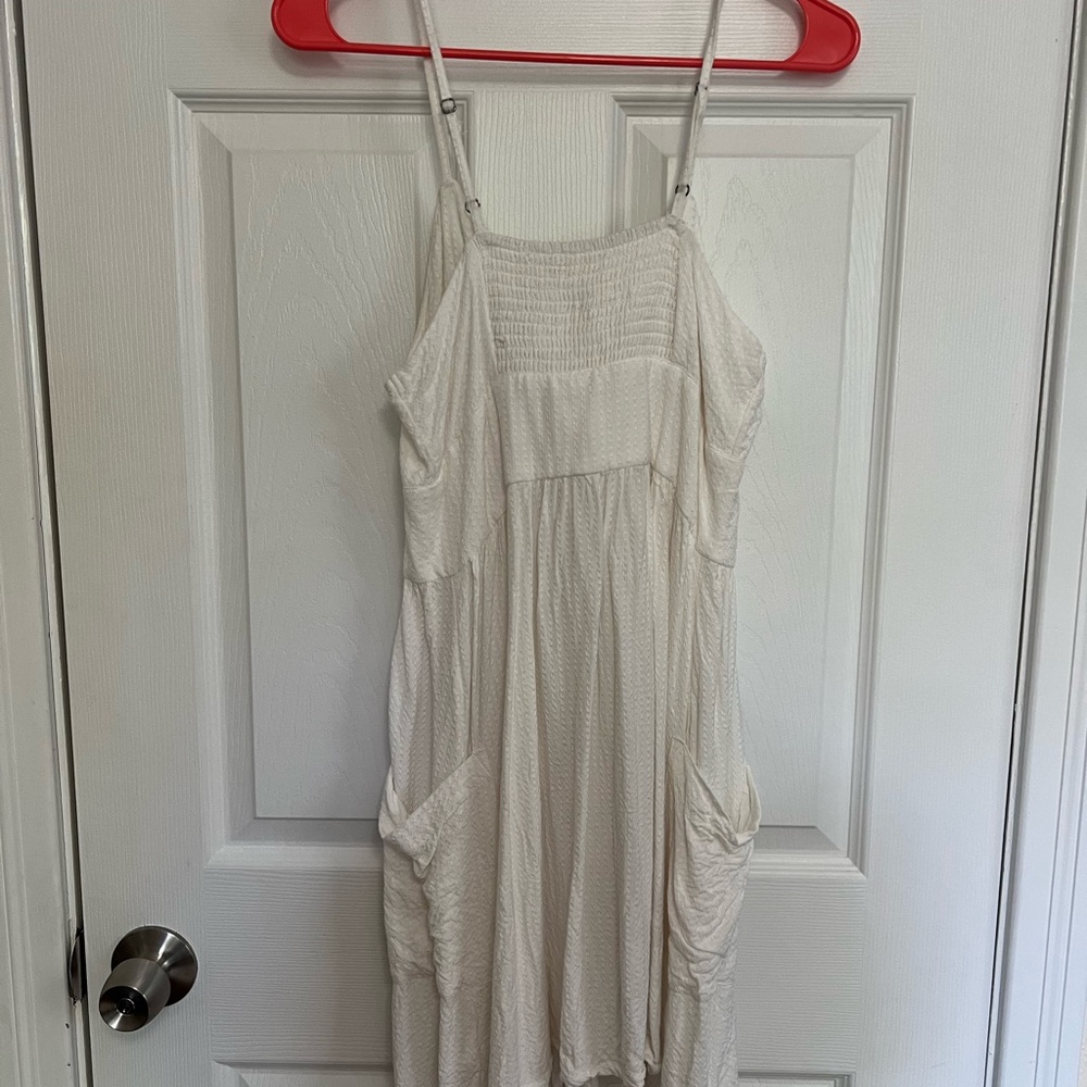 White Roxy Dress - Picture 2 of 2
